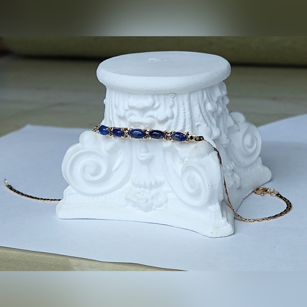 gold bracelet